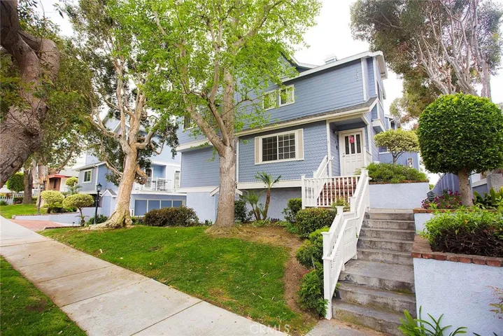 317 N Broadway 7, Redondo Beach, California 90277