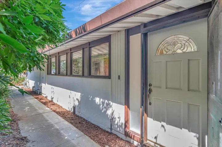 842 Gary Avenue, Sunnyvale, California 94086