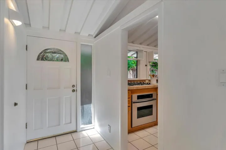 842 Gary Avenue, Sunnyvale, California 94086