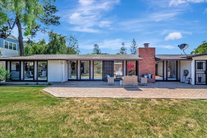 842 Gary Avenue, Sunnyvale, California 94086