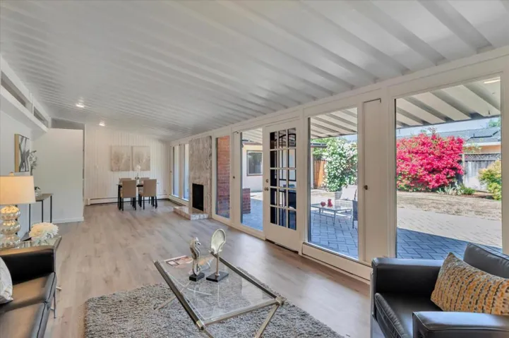 842 Gary Avenue, Sunnyvale, California 94086