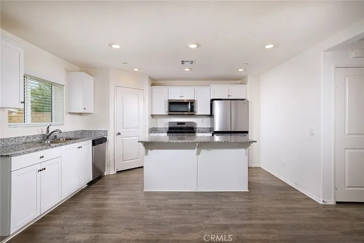 1288 Memorial Avenue, Hemet, California 92543