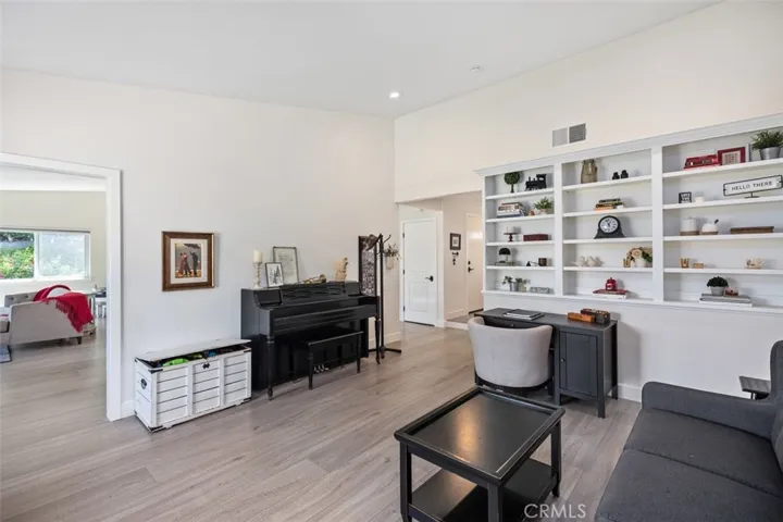 27101 Via Oviedo, Mission Viejo, California 92691