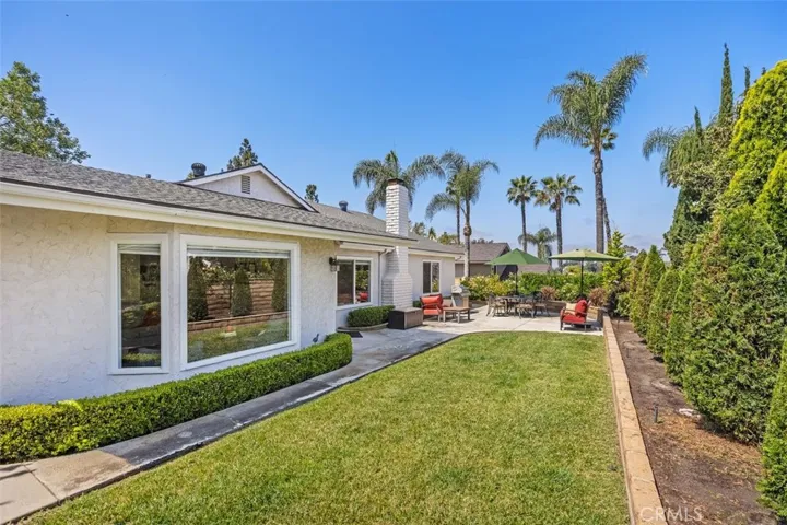 27101 Via Oviedo, Mission Viejo, California 92691