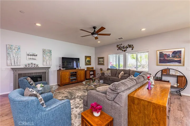 30144 Crescent Pointe Way, Menifee, California 92585