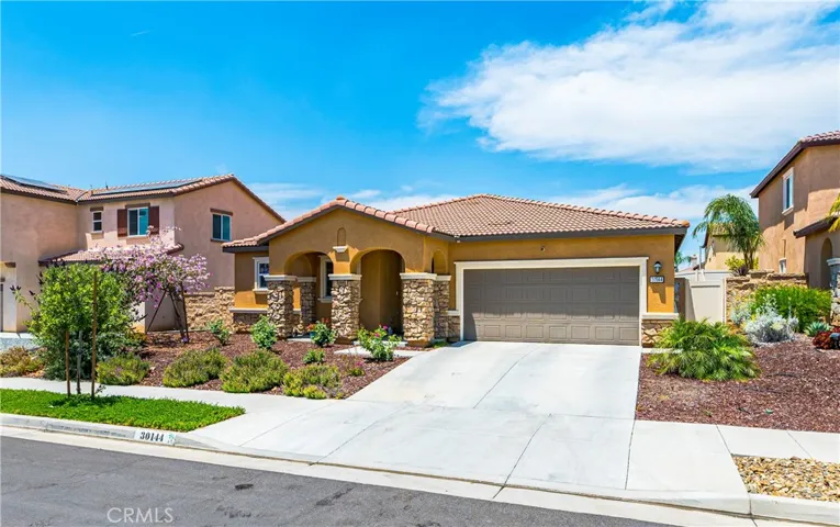 30144 Crescent Pointe Way, Menifee, California 92585