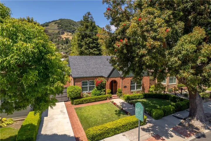 487 Chorro Street, San Luis Obispo, California 93405