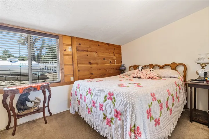 598 Maria Road, Pinon Hills, California 92372