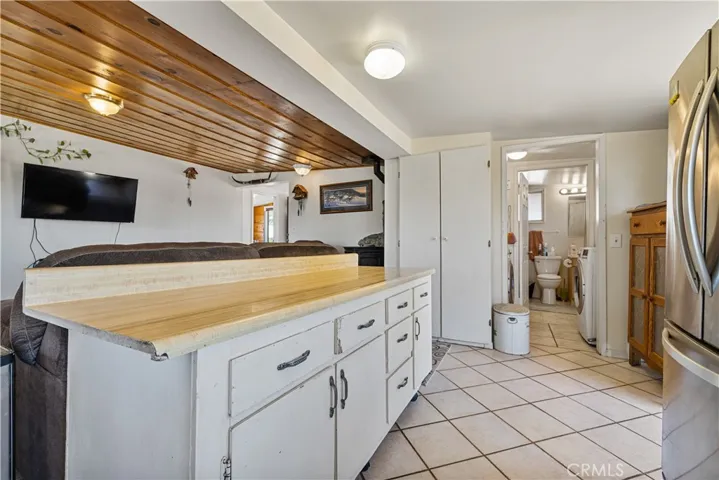 598 Maria Road, Pinon Hills, California 92372