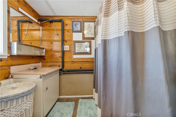 598 Maria Road, Pinon Hills, California 92372