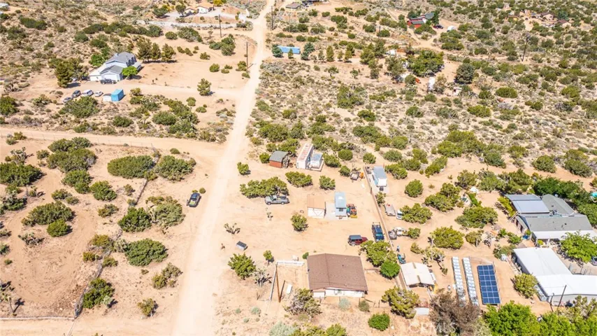 598 Maria Road, Pinon Hills, California 92372