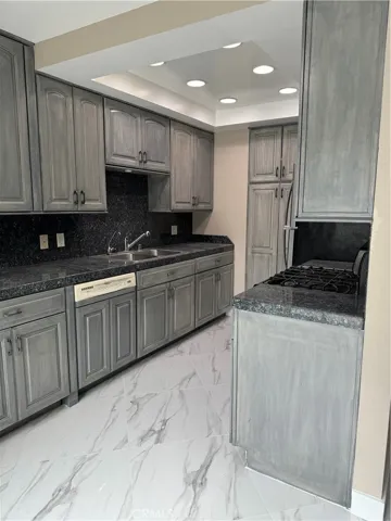 20368 Flower Gate Lane 9, Yorba Linda, California 92886