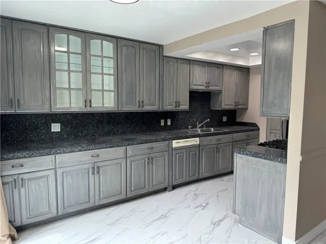 20368 Flower Gate Lane 9, Yorba Linda, California 92886