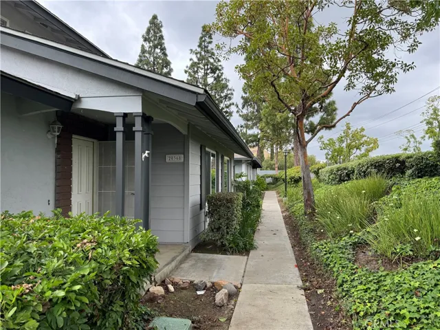 20368 Flower Gate Lane 9, Yorba Linda, California 92886
