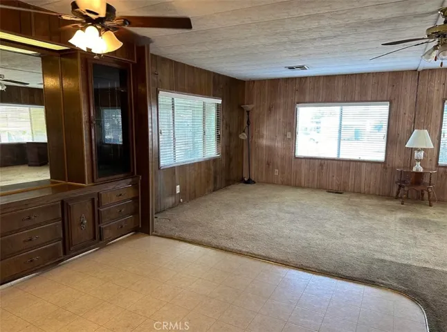 320 N Blackstone Street 29, Tulare, California 93274