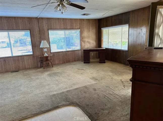 320 N Blackstone Street 29, Tulare, California 93274