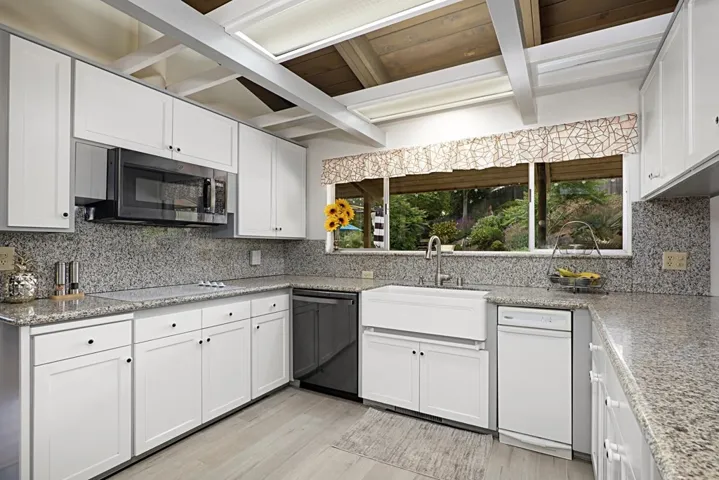 821 E 17th Ave, Escondido, California 92025