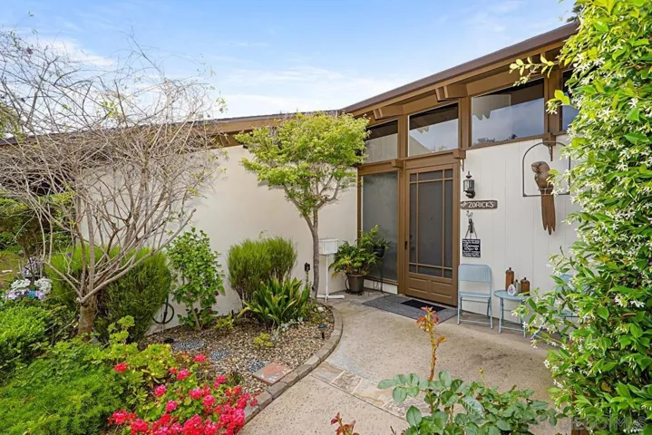 821 E 17th Ave, Escondido, California 92025