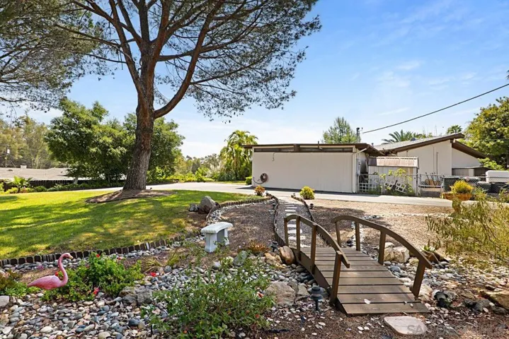 821 E 17th Ave, Escondido, California 92025