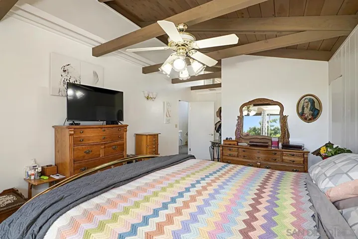 821 E 17th Ave, Escondido, California 92025