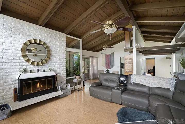 821 E 17th Ave, Escondido, California 92025