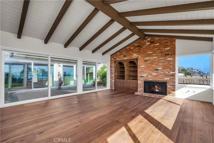 18034 Coastline Drive, Malibu, California 90265