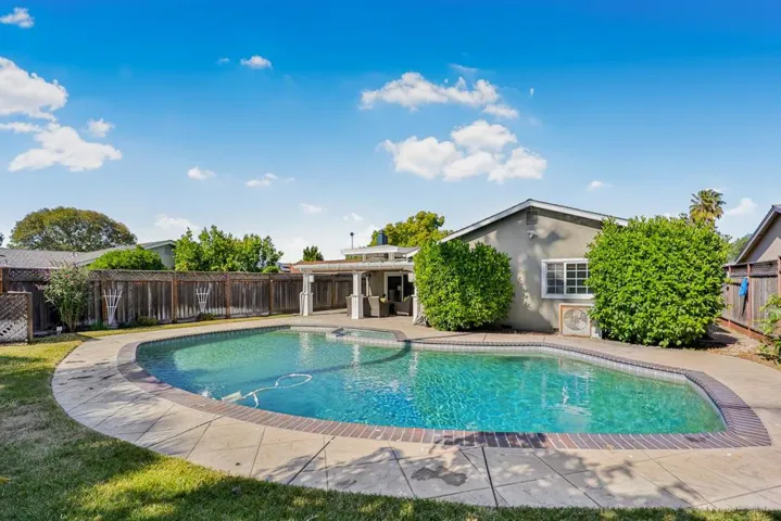 3821 Villa Glen Way, San Jose, California 95136