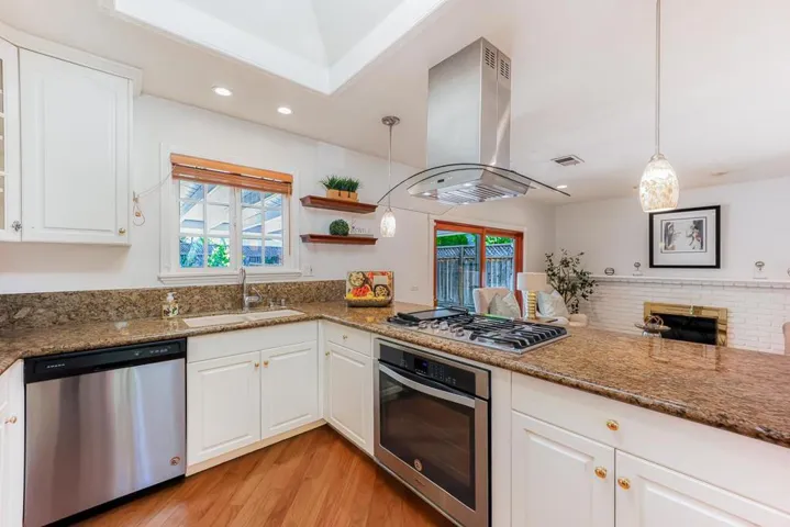 3821 Villa Glen Way, San Jose, California 95136