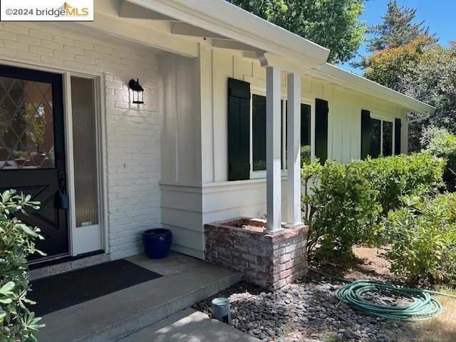 135 Pickering Place, Walnut Creek, California 94598