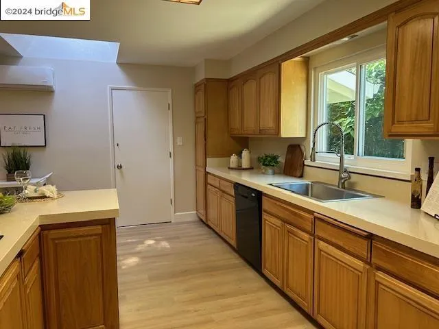 135 Pickering Place, Walnut Creek, California 94598