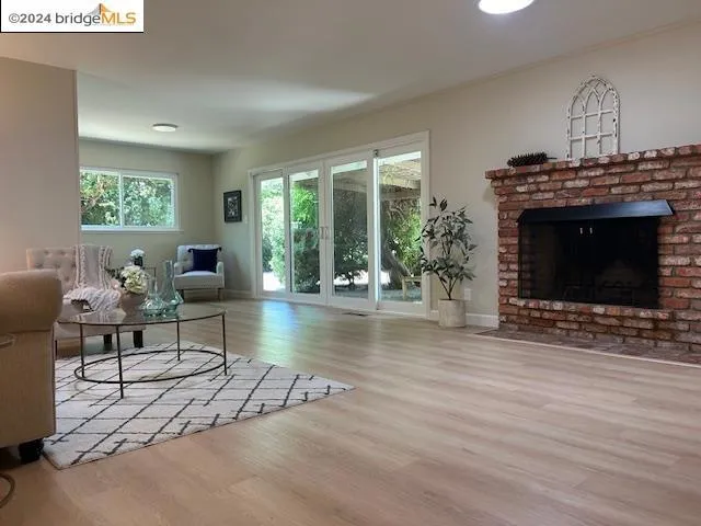 135 Pickering Place, Walnut Creek, California 94598