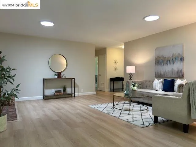 135 Pickering Place, Walnut Creek, California 94598