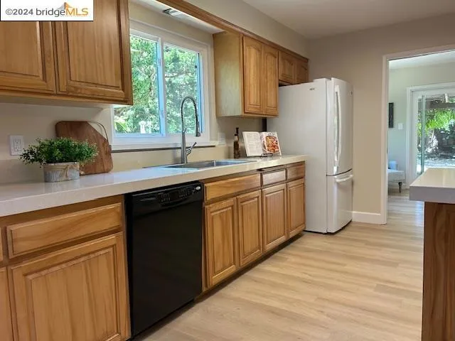 135 Pickering Place, Walnut Creek, California 94598