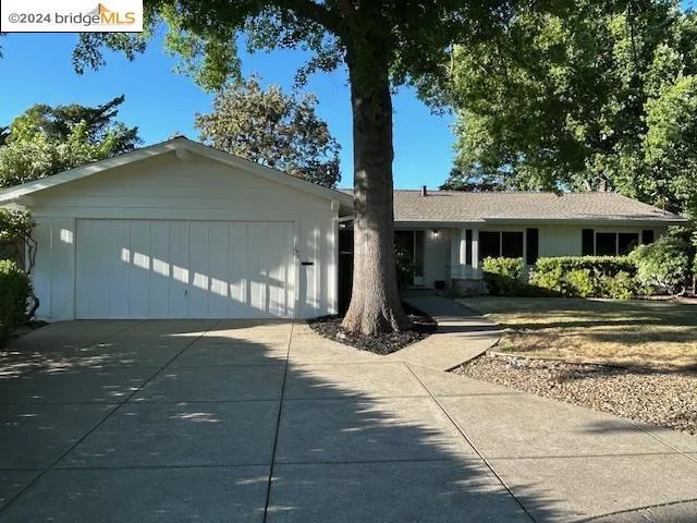 135 Pickering Place, Walnut Creek, California 94598