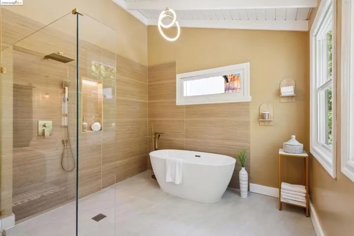 1023 Cragmont Ave, Berkeley, California 94708-1411