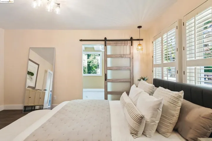 1023 Cragmont Ave, Berkeley, California 94708-1411