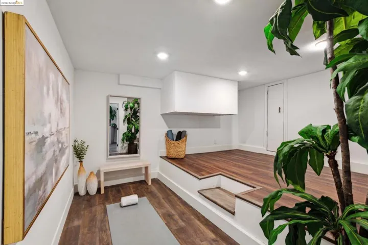1023 Cragmont Ave, Berkeley, California 94708-1411