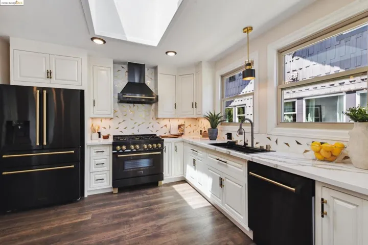 1023 Cragmont Ave, Berkeley, California 94708-1411