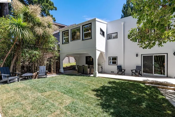1023 Cragmont Ave, Berkeley, California 94708-1411