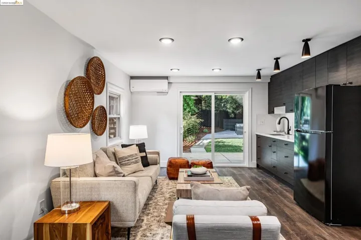 1023 Cragmont Ave, Berkeley, California 94708-1411