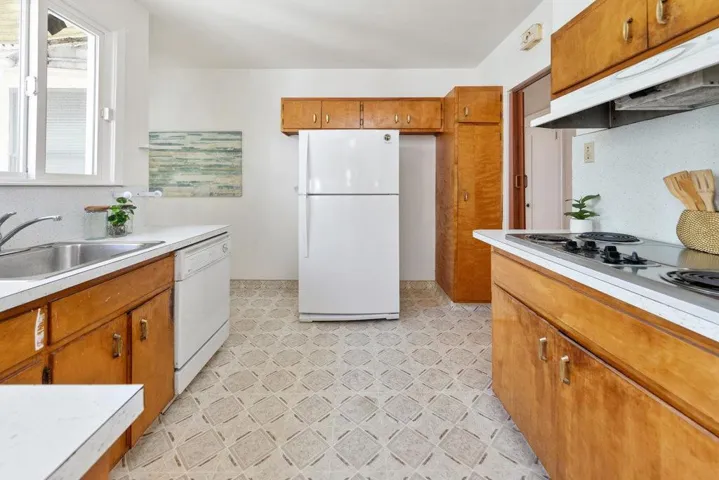 2321 34th Avenue, San Francisco, California 94116