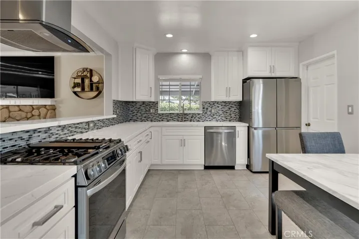 1642 Bonnie Cove Avenue, Glendora, California 91740