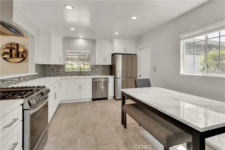 1642 Bonnie Cove Avenue, Glendora, California 91740