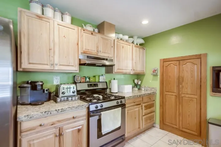 575 Trenton St, El Cajon, California 92019
