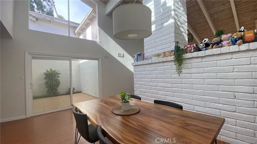 20 Spicewood Way, Irvine, California 92612