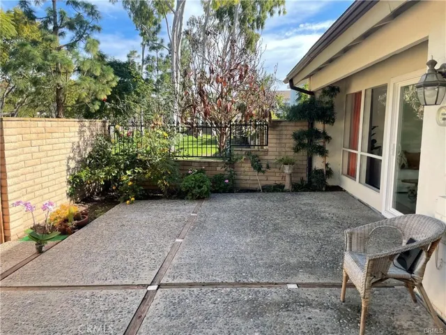 20 Spicewood Way, Irvine, California 92612