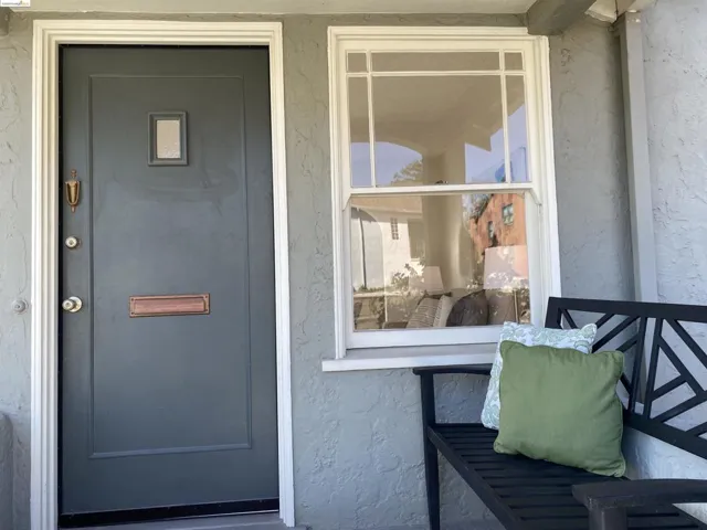 6008 Orchard, Richmond, California 94804-5022