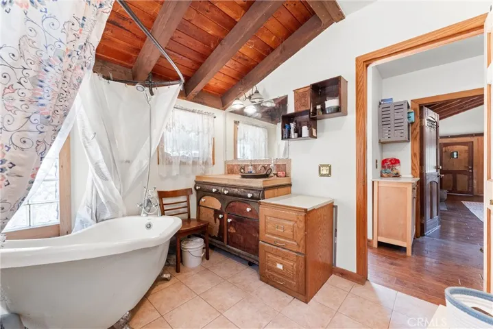 19387 Live Oak Canyon Road, Trabuco Canyon, California 92679
