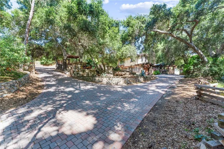 19387 Live Oak Canyon Road, Trabuco Canyon, California 92679