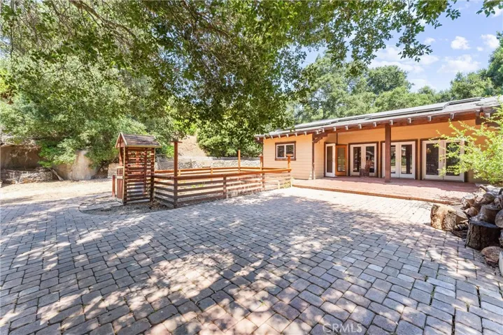 Enough room to park cars for the whole family and all of your guests.